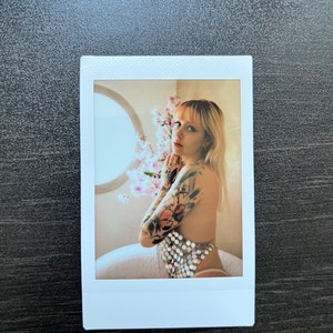 Art Model Instax Mini film Stay Shining print (no.1)