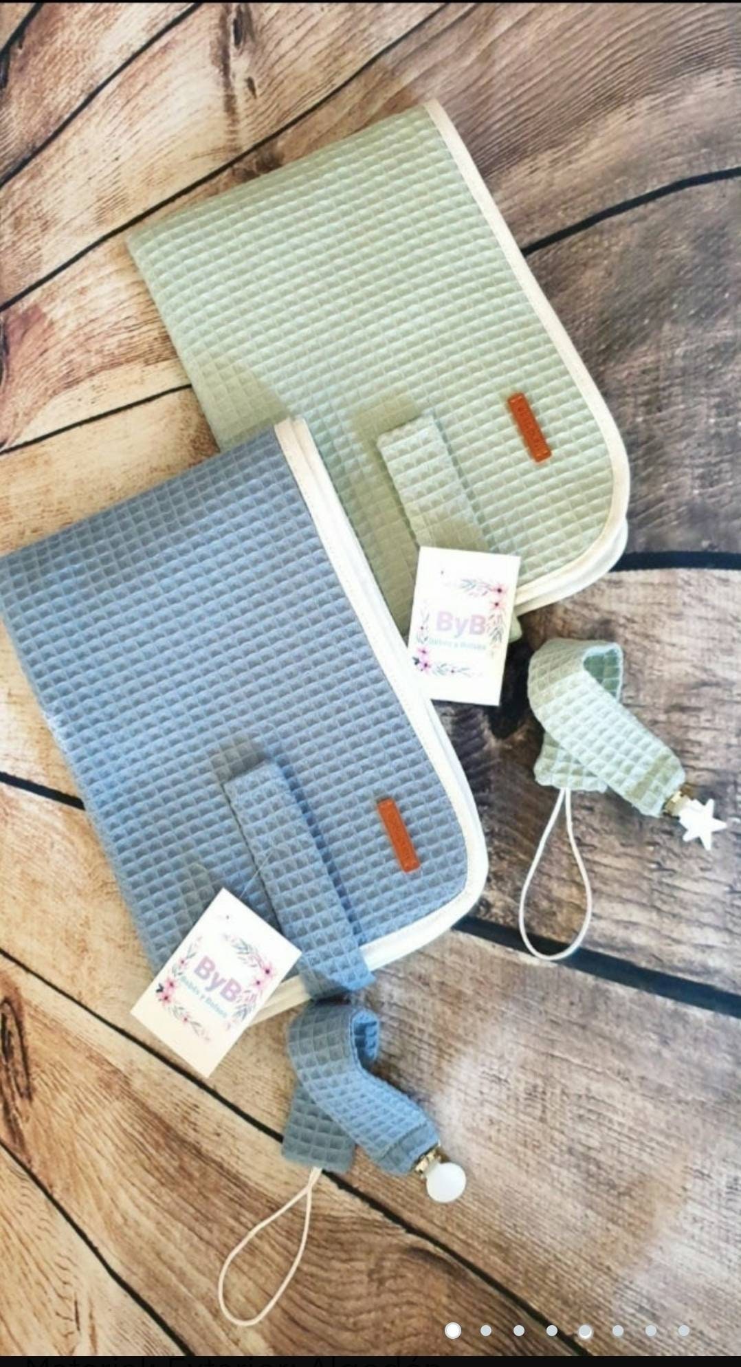 Travel Changing Pad with Baby Pockets, Water Repellent and Double Padded