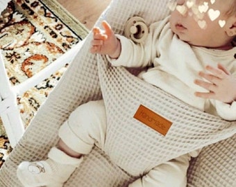 Eenvoudige hoes voor de babyhangmat - Björn Waffle (deze hoes wordt over de originele hoes heen geplaatst, hij vervangt deze niet).