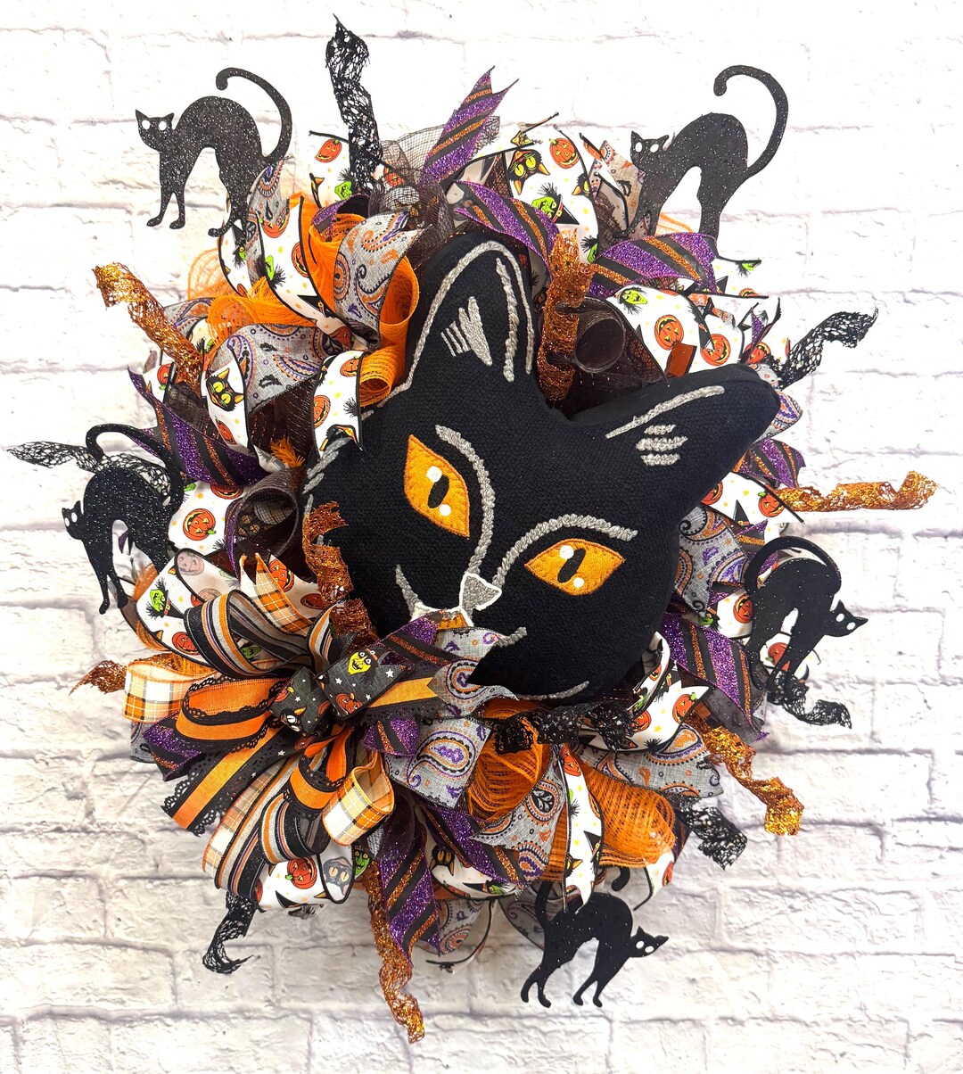 Whimsical Black Cat Halloween Wreath: Plush Centerpiece, Glitter ...
