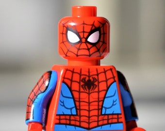Spider-Man - genuine LEGO® minifigure - classic suit with printed arms / 2021 design amazing spiderman version the Spider man ultimate verse
