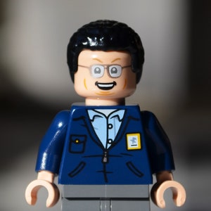 Newman - minifigura LEGO® original // personagem Seinfeld inimigo nemesis cavaleiro hello wayne jerry benes costanza cosmo elaine george kramer