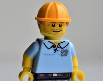 carpenter - genuine LEGO® minifigure / construction worker handyman handy male man blue collar tool builder contractor with hardhat