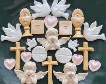 24 pièces. Sucre fondant confirmation cake topper calice ange croix colombe