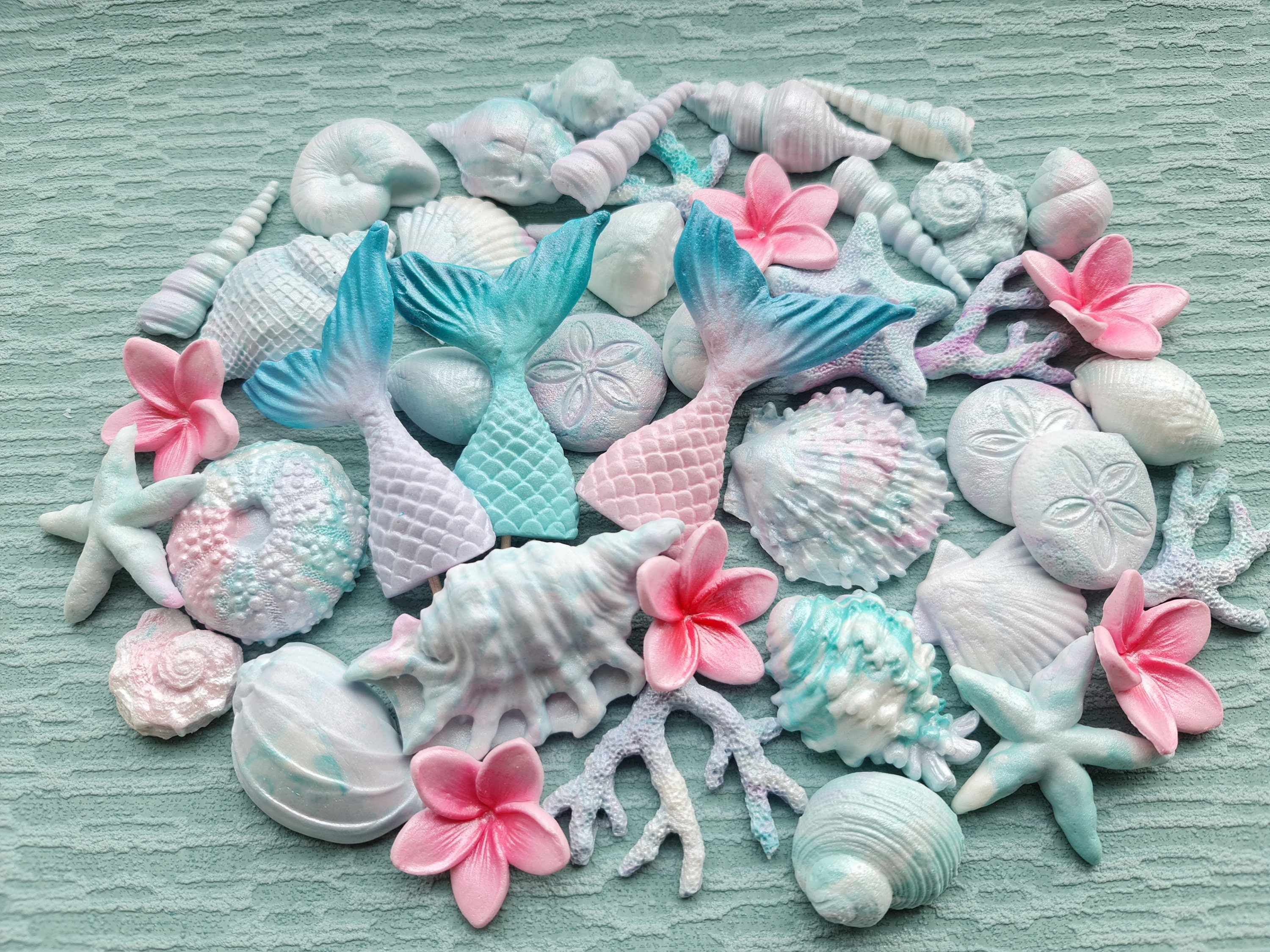 45 pcs. Sugar shells, corals, mermaid tail, plumeria cake topper decorations