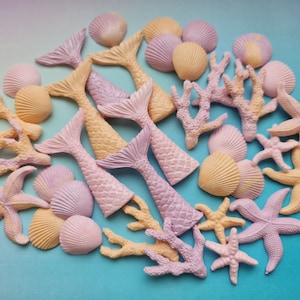 36 pezzi di decorazioni per torte in pasta di zucchero a forma di conchiglie, code di sirena, stelle marine e coralli