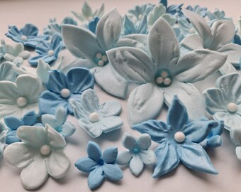 Fiori blu fondente, fiori blu in pasta di zucchero per torta, topper per torta fatto a mano per matrimoni, fiori di zucchero blu - Italia