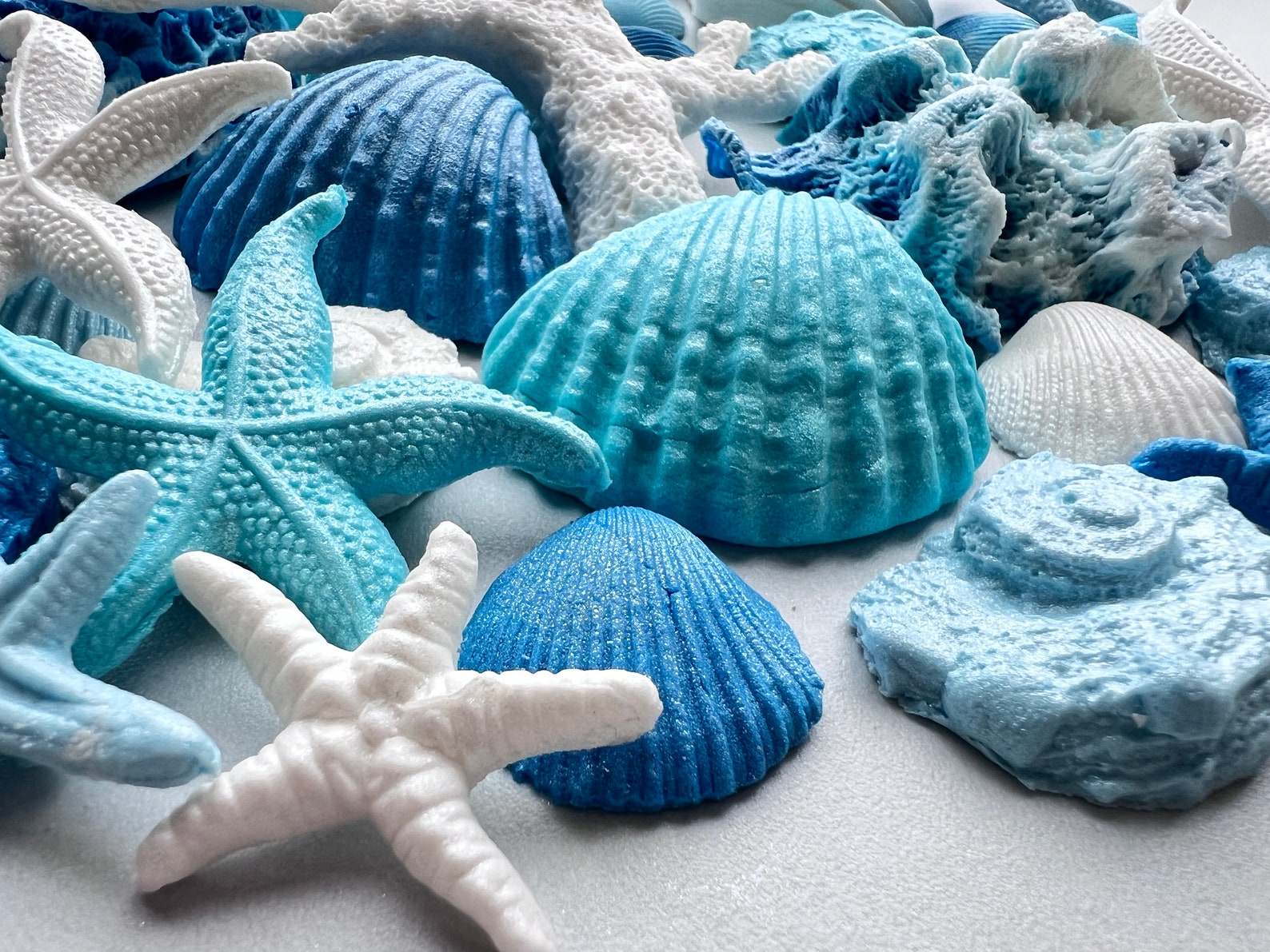 40 Edible Sugar Seashells: Blue & White Cake Toppersno Extra Fees for ...