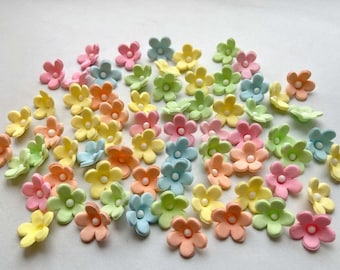 60 Edible Pastel Fondant Flowers – Cake & Cupcake Decorations