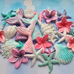 30 pcs. sugar fondant clam shells, mermaid tails, starfishes, Plumeria flowers cake topper