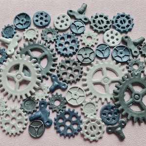 50 pcs. Edible fondant watch parts, steampunk, gears, cogs cake topper