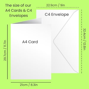 K&ouml;nnte beinhalten: Eine wei&szlig;e A4-Karte, 21 cm x 29,7 cm, neben einem wei&szlig;en C4-Umschlag, 22,9 cm x 32,4 cm. Text zeigt die Gr&ouml;&szlig;e der Karten und Umschl&auml;ge. Der Hintergrund ist hellgr&uuml;n.
