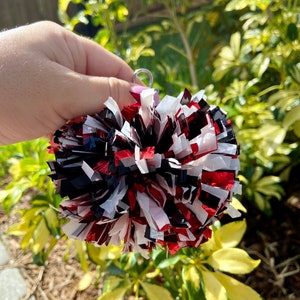 Pom Pom Keychain - Cheer Keychain - Cheerleading Keychain - Cheer Team Gift -Cheer Coach Gift - Cheerleading Favors
