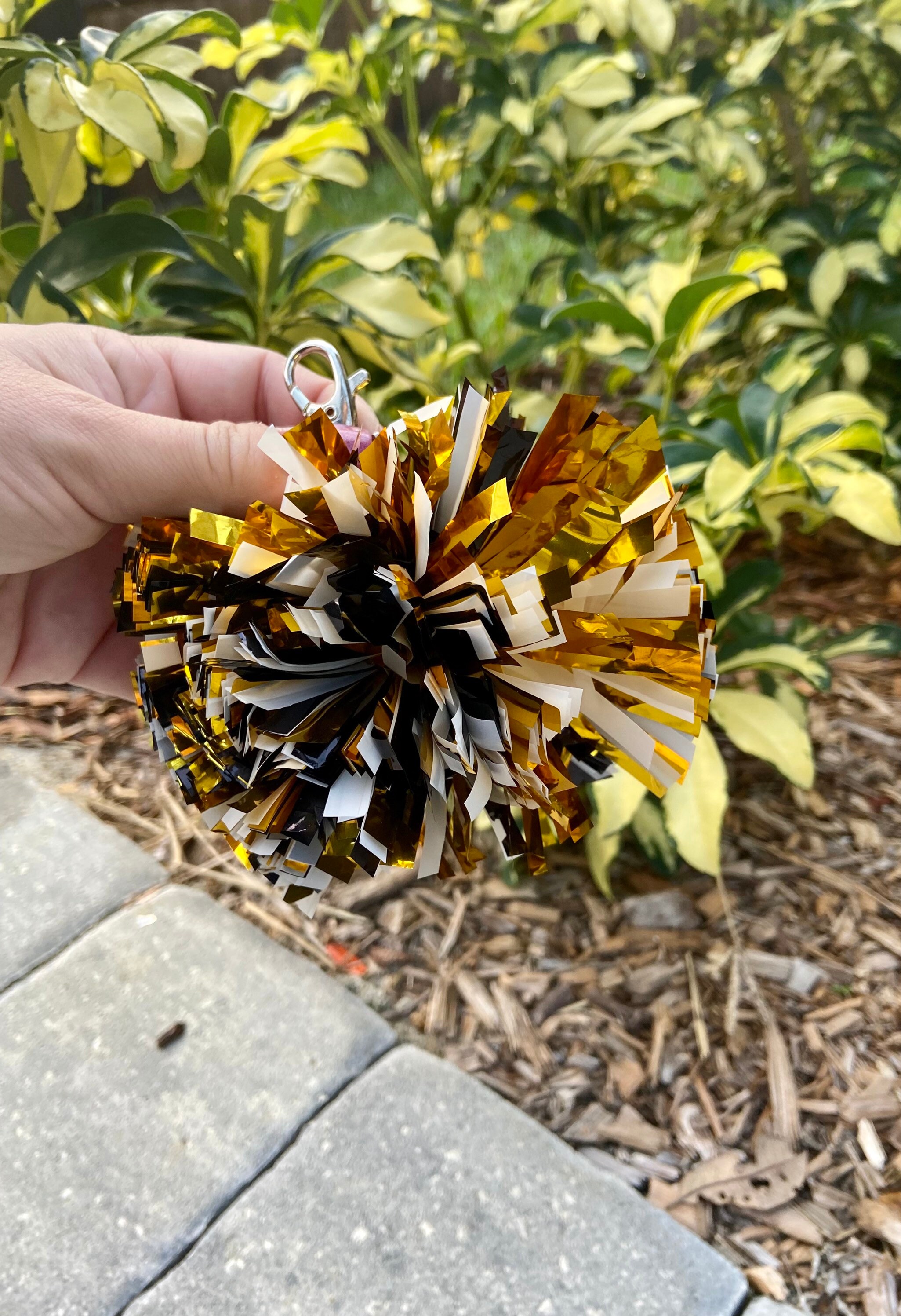 cheer pom pom keychain