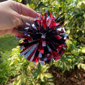 Pom Pom Keychain - Cheer Keychain - Cheerleading Keychain - Cheer Team Gift -Cheer Coach Gift - Cheerleading Favors