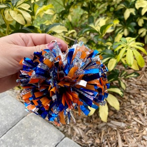 Pom Pom Keychain - Cheer Keychain - Cheerleading Keychain - Cheer Team Gift -Cheer Coach Gift - Cheerleading Favors
