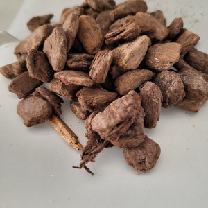 Orchta New Zealand Premium Large Bark (12mm-18mm) Power+.   Various bag sizes..  Will include FREE 1/4 cup NUTRICOTE.