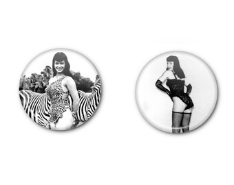 Bettie Page 1" Buttons! x2 Classic Pin-up Model - Pin-back, Magnet OR Lapel Pin (ID1)