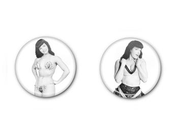 Bettie Page 1" Buttons! x2 Classic Pin-up Model - Pin-back, Magnet OR Lapel Pin (ID3)