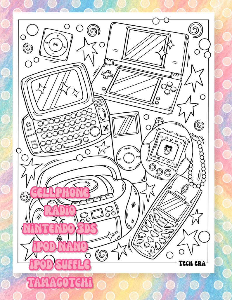 Puede incluir: Ilustraci&oacute;n en blanco y negro de dispositivos tecnol&oacute;gicos retro, incluyendo un tel&eacute;fono m&oacute;vil, una radio, una Nintendo 3DS, un iPod Nano, un iPod Shuffle y un Tamagotchi. La imagen tambi&eacute;n incluye estrellas y el texto "TECH ERA".