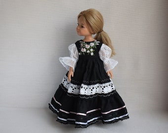 Robe noire et chemisier blanc pour poupée Paola Reina, poupée Effner Little Darling 13 pouces. Broderie de fleurs. Tenue de poupée vêtements brodés