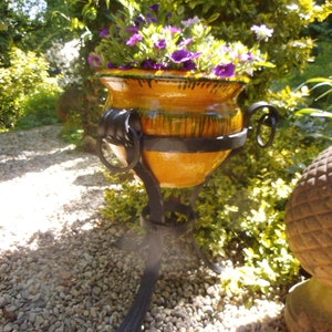 Flower stand plant stand planter flowerpot ceramic pot mid century vintage wrought iron iron country house cottage