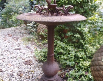 Vintage bird bath, bird feeder, cast iron, garden decoration, rust, rust decoration, drinking trough, garden figure, country house, cottage
