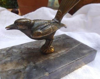 Antik Art Deco MINIATUR Bronze/Messing Vogel Amsel Vogelfigur Skulptur Briefbeschwerer Marmor Landhaus Cottage Brocante