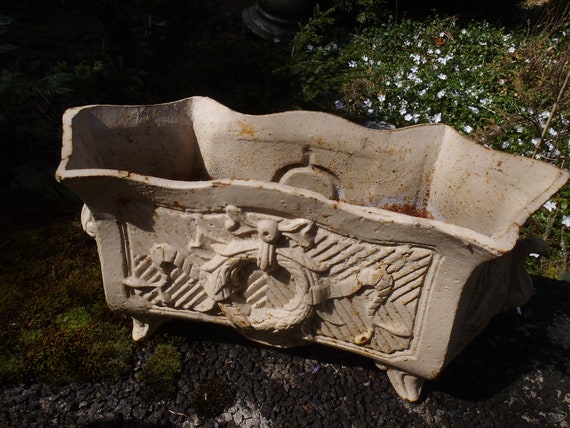 Buy Eisenjardiniere Eisentopf Eisen Eisenkasten Blumenkasten Wei Shabby  Jardiniere bertopf Rost Landhaus Cottage Online in India - Etsy