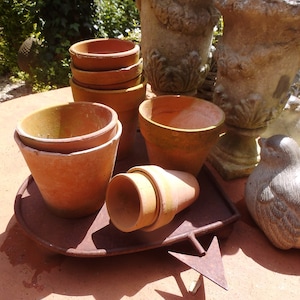 Rost Untersetzer Rostschale Pflanzenständer Kerzenteller Kerzen  Blumenständer Rostdeko Herz Pfeil Amor Landhaus Cottage