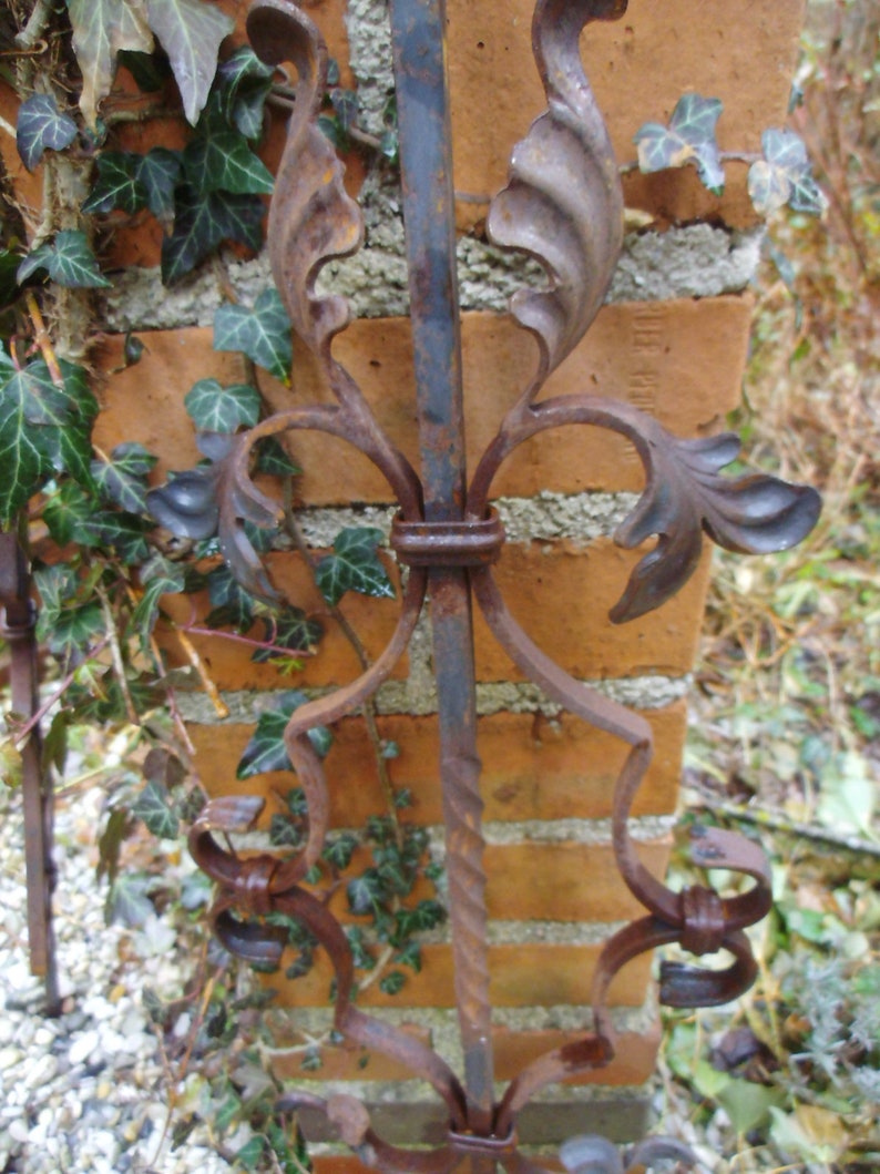 Iron Rod Plant Rod Iron Garden Decoration Insect Aid Country House