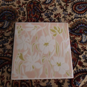 Antik Jugendstil Fliese Kachel Untersetzer Topfuntersetzer Ablage Rosa Blumen Blüten Weiß