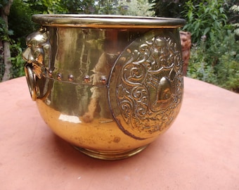 Antique Champagne Cooler Plant Pot Boiler Cachepot Pot Brass Art Nouveau Bottle Cooler Plant Pot Lion's Head Decorations