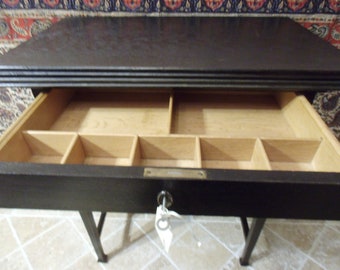 Antik Nähtisch Art Deco Beistelltisch Spieltisch Klapptisch Eiche 1900 bis 1920er Jahre Landhaus Cottage