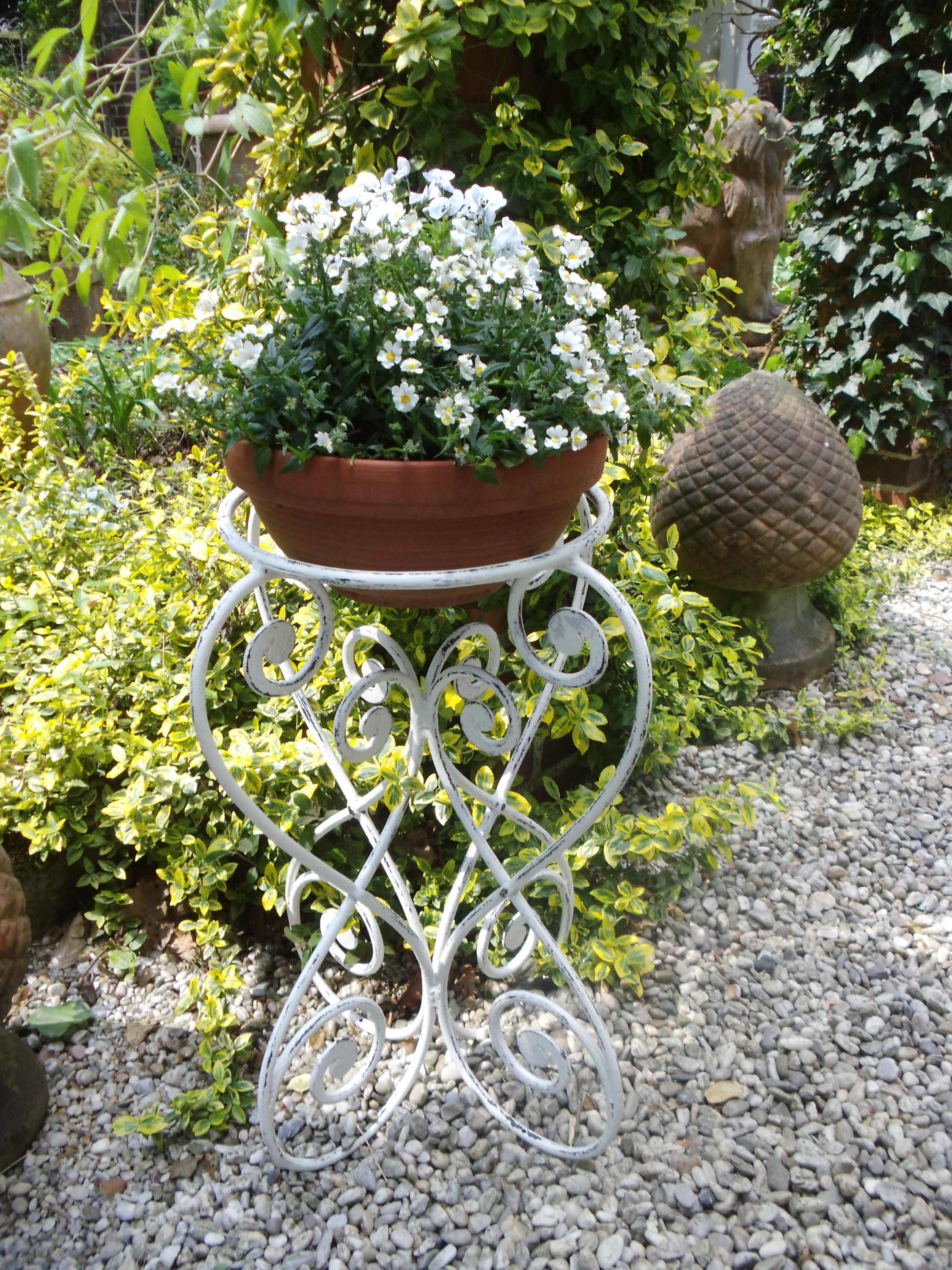 Goldener Pflanzenständer Aus Eisen – Runder Blumentopf 25 Cm, Mit Ständer, Für Wohnzimmer & Home Deko