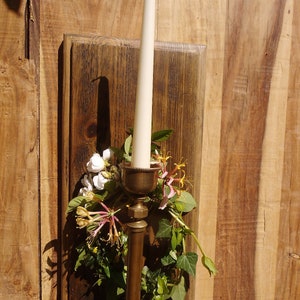 Kerzenhalter Wandhalter Wandblaker Blaker Leuchter Wandleuchter Holz Messing Messingleuchter Brocante  Landhaus Cottage