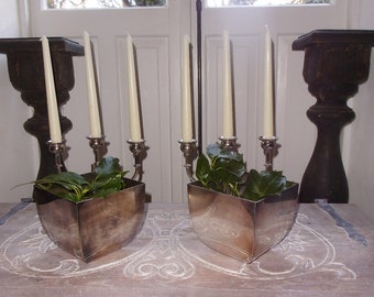 Edzard pair of vases planters silver-plated