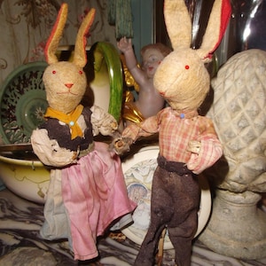 Antik 2 Hasen Paar Frankreich Osterhasen Hasenfrau Hasenmann Ostern Spielzeug Brocante