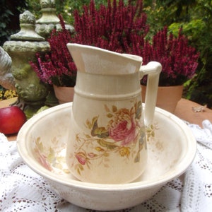 Antik Waschgarnitur Waschkrug Krug Rosenmuster Rosen Brocante Waschschüssel Schüssel Landhaus Cottage