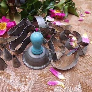 Konvolut Plätzchenausstecher Plätzchenformen Ausstecher Ausstechformen Plätzchen Brocante Landhaus Cottage Küchendeko Weihnachtsdeko