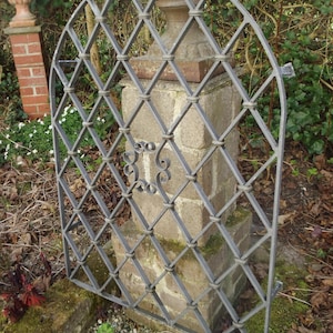 Vintage wrought iron iron window grille grille iron grille trellis arched grille trellis garden decoration garden grille country house cottage