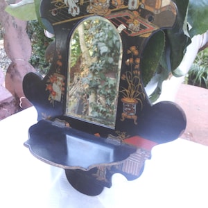 Antik Japan Wandspiegel Spiegel Ablage Dekospiegel Chinoiserie Asiatika Handbemalt Geisha  Ikebana Magnolie Blumen Pagode Asiatika