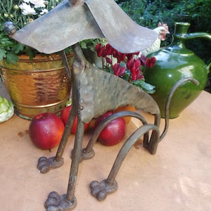 Hund Dackel Metall Metallfigur Metalldeko Gartenfigur Hundefigur Figur Gartendeko  Handarbeit Landhaus Cottage