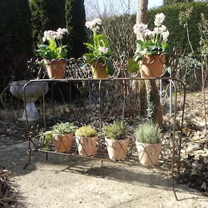 2 Blumenständer Pflanzenständer Eisenständer Blumenbank Pflanzenbank Blumenhalter Mid Century Schmiedeeisen Eisen Paar Gartendeko Vintage