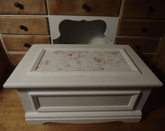 Holzschatulle Shabby Schatulle Weiß Holztruhe Truhe Brocante Schmuckschatulle  Kästchen Rosen Holzkästchen Landhaus Cottage