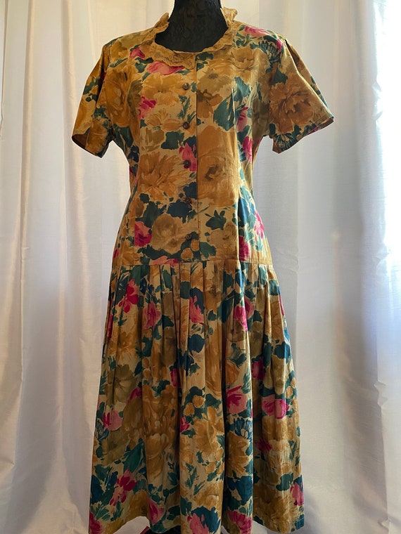 elegant wedding guest dress Elegant Halter Neck Wedding Guest Dress with Layered Hem