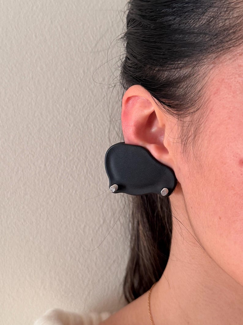 Pendiente de compresión para queloides: tratamiento postoperatorio del lóbulo de la oreja con clip de sujeción fuerte para bultos grandes. imagen 10