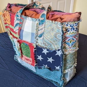 Raggedy Large Shopping Bags  15&quot;x15&quot;x5&quot;
