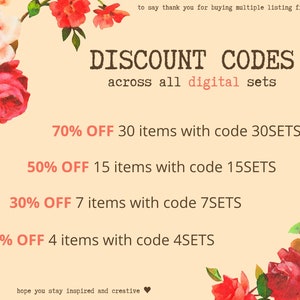 以下が含まれることがあります： ピンクと白の花柄のグラフィックに「DISCOUNT CODES across all digital sets」というテキストが書かれています。このグラフィックには、複数のデジタルセットを購入するための4つの割引コードが記載されています。30SETSコードで30アイテム70％OFF、15SETSコードで15アイテム50％OFF、7SETSコードで7アイテム30％OFF、4SETSコードで4アイテム20％OFFです。