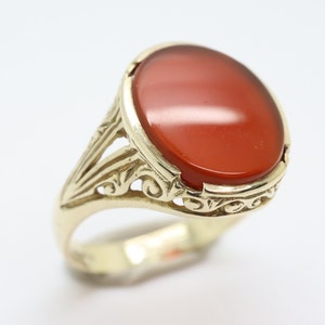 Vintage Carved 9Ct Gold Carnelian Signet Ring, Size EU 20.5 image 2